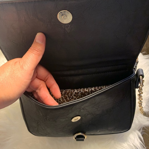 JustFab Bags Black Justfab Crossbody Purse Poshmark